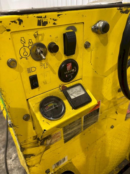 36 VOLT CUSHMAN MODEL #898361 STOCK CHASER/TUGGER CART: YOBRO #24661