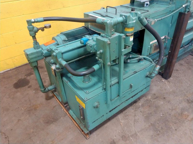 15&quot; X 15&quot; X 15 HP MAREN MODEL #111-297 HYDRAULIC HORIZONTAL AUTOMATIC CONTINUOUS BALER: STOCK #13505