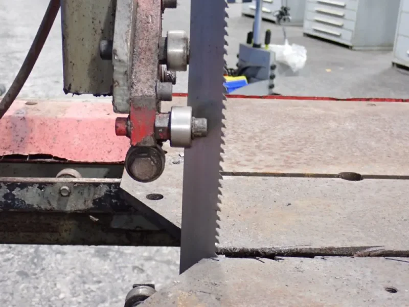 COBRA SAW 22" THROAT VERTICAL BAND SAW