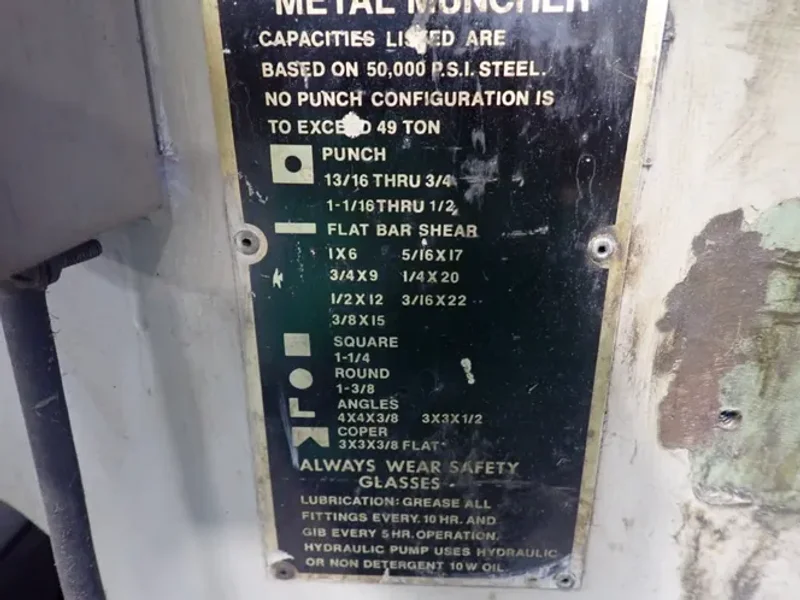 CENTER ENGINEERING 49 TON METAL MUNCHER  -  MM61C