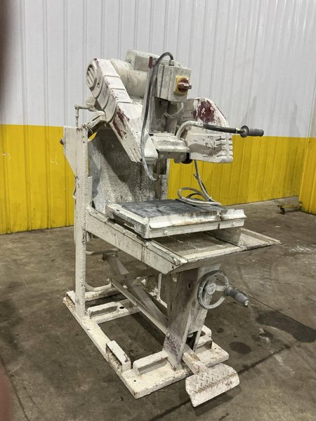 7.5 HP X 20" MK WET BRICK AND BLOCK SAW: YOBRO #25031