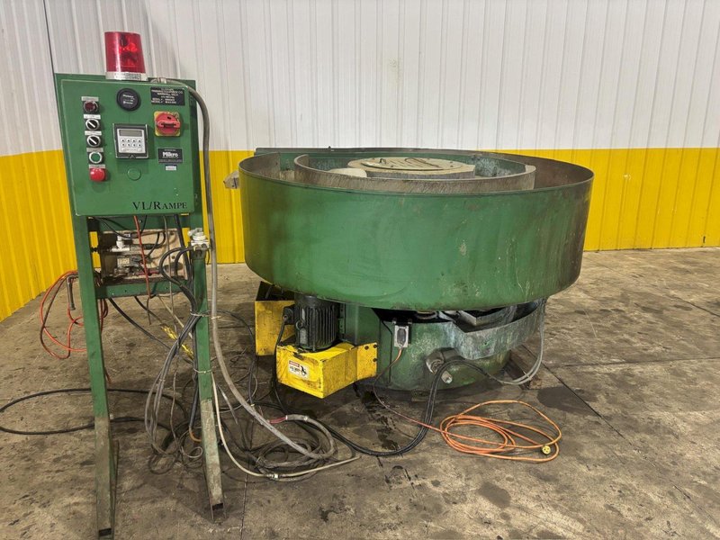 VL/RAMPE MODEL #SB-8 DUAL MEDIA VIBRATORY DEBURRING MACHINE: YOBRO #23875