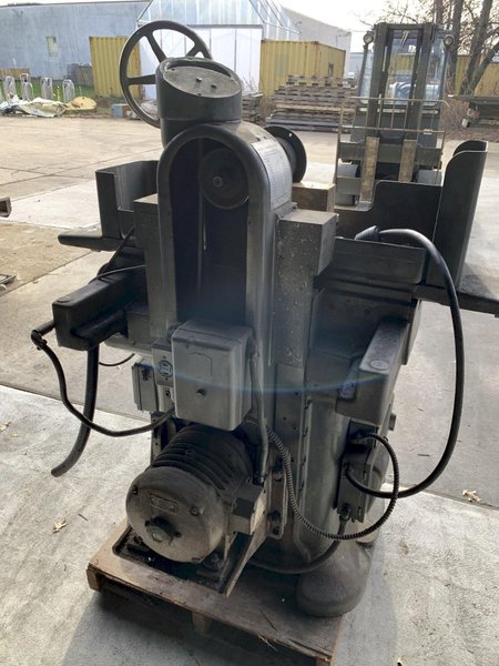 Norton 6" x 18" Hydraulic Surface Grinder