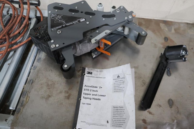 3M-Matic 700r Random Case Sealer with AccuGlide II Taping Heads- Auction Item