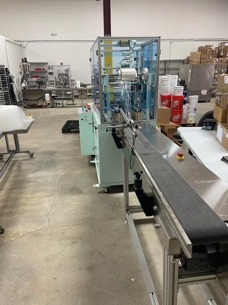 Chie Mei PM-800C Automatic Overwrapping Machine, 2016 – CE-Certified, Excellent Condition