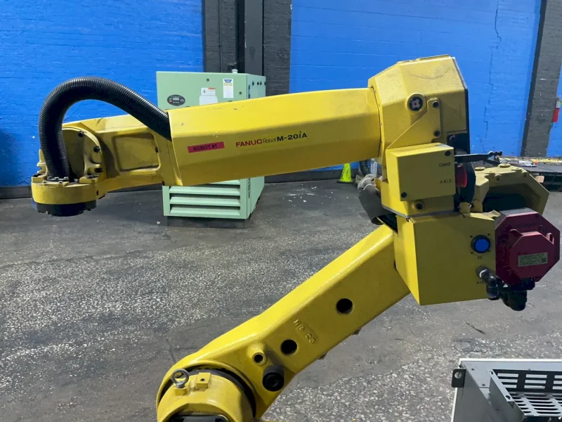 FANUC ROBOT  -  M-20iA