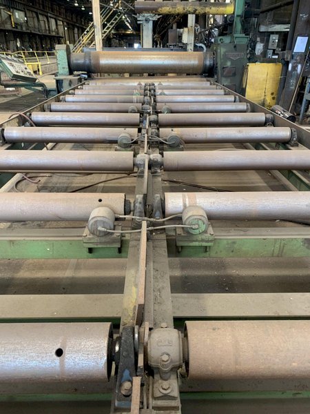 10' WIDE X 27' LONG POWERED TRAVERSING ROLLER CONVEYOR: STOCK #13384