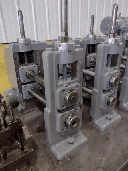6 STAND X 1.5' YODER M1-1/2 ROLL FORMER WITH 12" ROLL SPACE: STOCK # 0756826