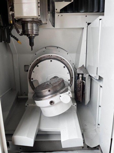 Okuma VH-40 CNC 5 Axis Mill Vertical Machining Center