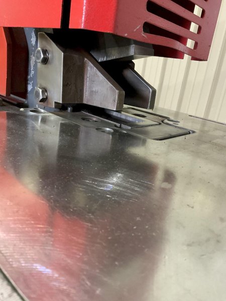 120 TON JMT MODEL IW110/BTD HYDRAULIC IRON WORKER: STOCK #81069