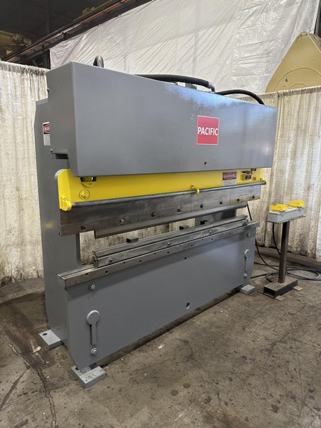 55 TON X 8' PACIFIC HYDRAULIC PRESS BRAKE: STOCK #76972