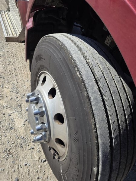 PETERBILT 567 - Trucks