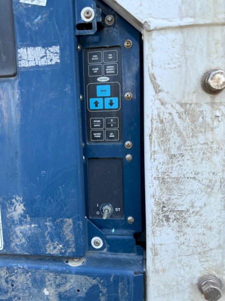40&#039; REFRIGERATED SHIPPING CONTAINER. STOCK # 0993225.