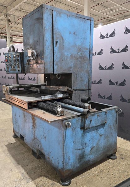 UNKNOWN Automatic Bandsaw AS-IS