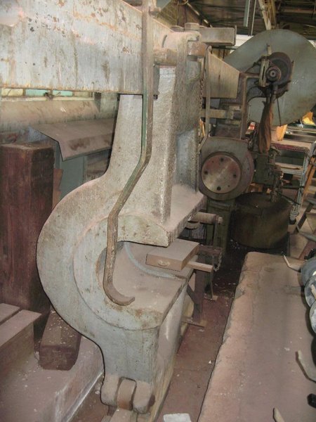 250 TON CHAMBERSBURG WHEEL PRESS: STOCK #57698