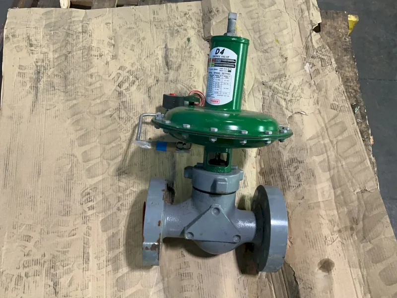 FISHER D4 CL1500 CONTROL VALVE   -  D4 (SPRING-TO-CLOSE)