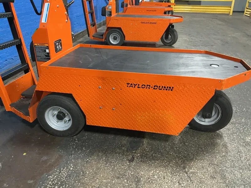 TAYLOR-DUNN 1000 lbs ELECTRIC STOCK CHASER CART  -  SC-100-24