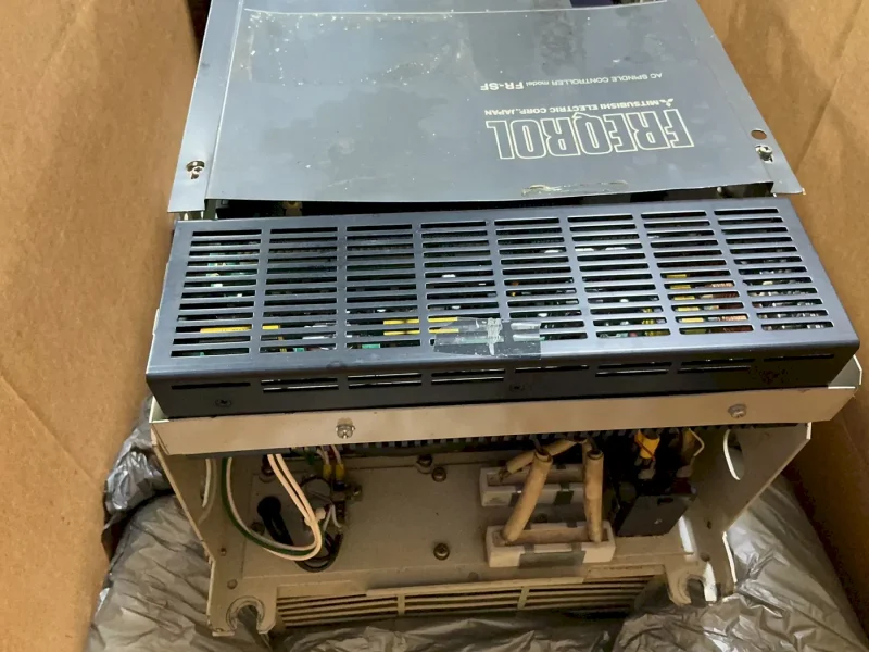 MITSUBISHI ELECTRIC CO. FREQROL AC SPINDLE CONTROLLER  -  FR-SF-2-22K-BCG