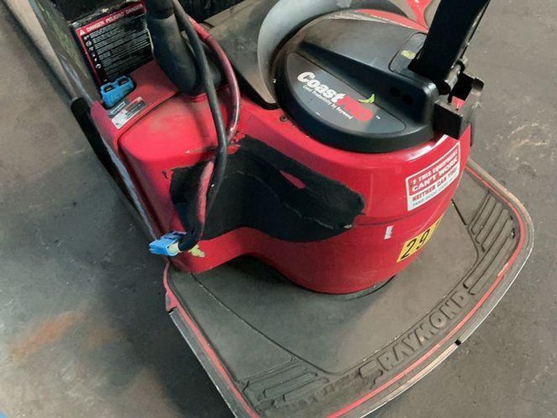Raymond  8000 Lbs  Electric Pallet Jack  - 8410