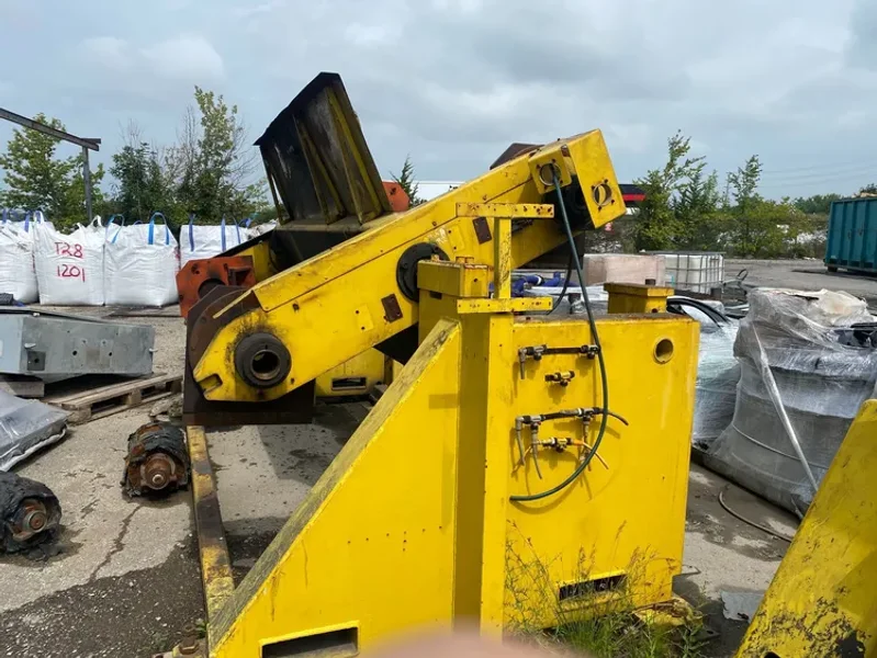 FANUC AM-FW500 Ferris Wheel Trunnion w/ Fanuc AUX Controls USED