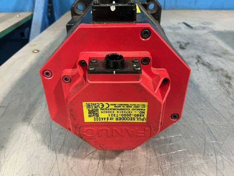 FANUC AC SERVO MOTOR   -  A06B-2236-B400#0100