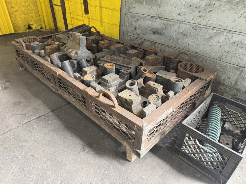 2001 BERCO PT250 TRACK PRESS WITH WTC TRACKMASTER IMPACT WRENCH &amp; CONVEYOR: YOBRO #24374