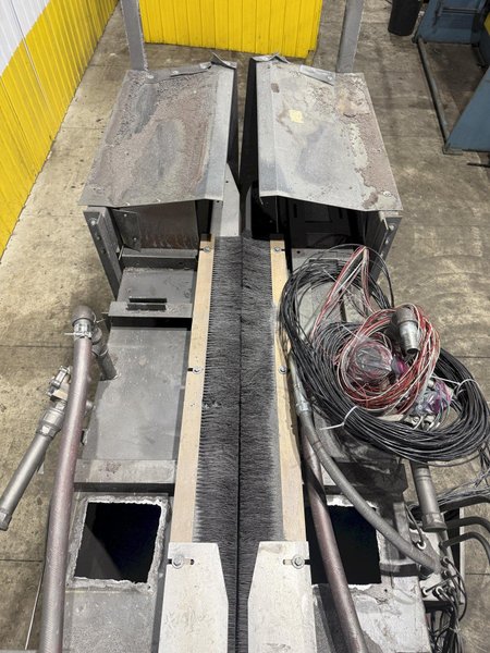 36" x 48" x 8 WHEEL PANGBORN ROTOBLAST PASS THROUGH HANGING CONVEYOR SHOT BLAST MACHINE: YOBRO #24717