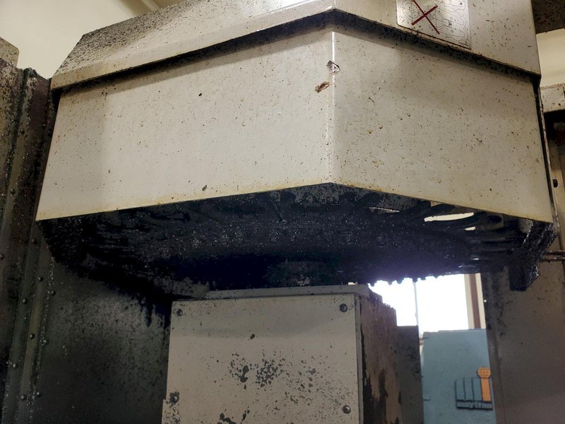 MAZAK VTC-30 VERTICAL MACHINING CENTER. STOCK # 1260522