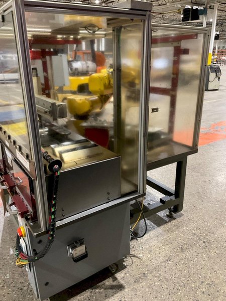 ROBOTIC WASH CELL WITH FANUC LR MATE 200IB/ RJ3ib MATE CONTROLLER