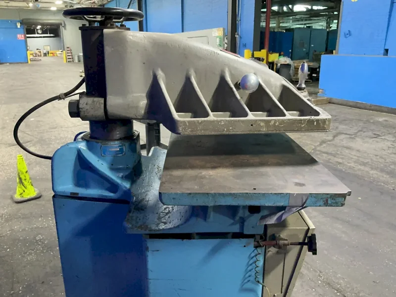 UNITED SHOE MACHINERY CORPORATION 19.5”X40” TABLE CLICKER PRESS  -  HCM-B