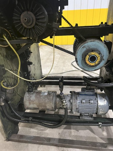 24&quot; BRATTAN MODEL #10H-250-24W-60D-13000 MOTORIZED COIL STRIP STRAIGHTENER: STOCK #20252