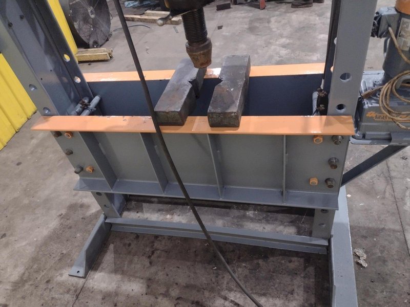 125 TON X 48" DAKE H-FRAME HYDRAULIC PRESS: YOBRO #24587