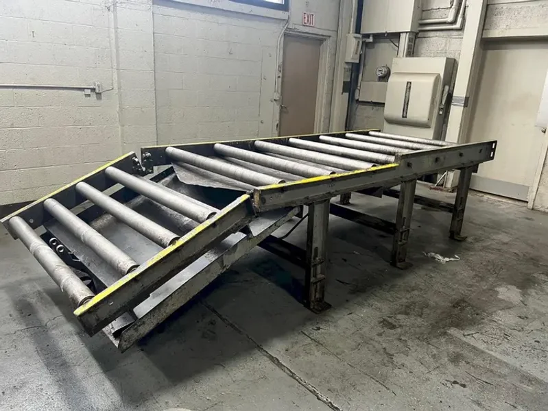 90' OF HEAVY DUTY MECHANICALLY POWERED ROLLER CONVEYOR 48" WIDE