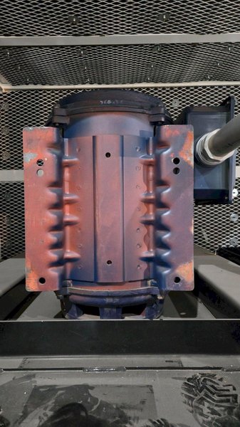 ROBOVENT FILTERED EXHAUSED SYSTEM W/ EPAD TOCUH 200 AMP 600 VAC USED