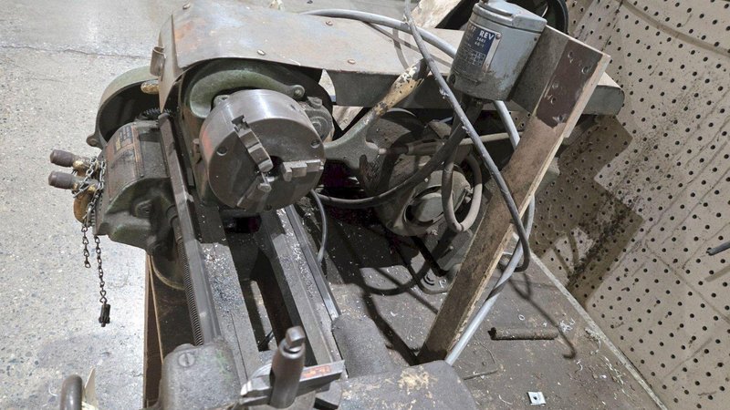 SOUTH BEND CL644Z BENCH LATHE WITH TABLE 3 1/2 BED LENGTH USED