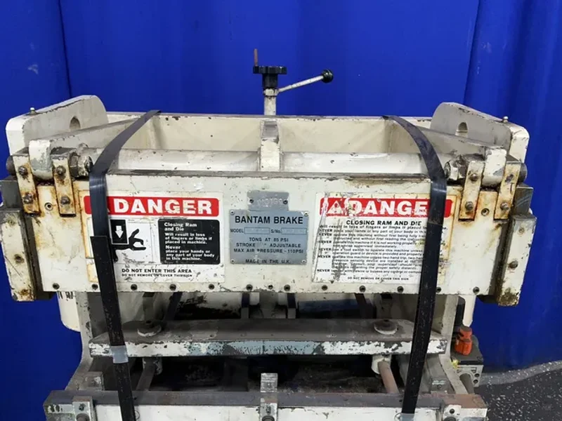 Bantam 110 Psi Press Brake - 24 / 12ton