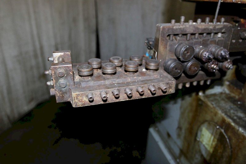 TORRINGTON MODEL V80 VERTI-SLIDE MACHINE: STOCK #69340