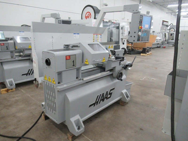 Haas TL-1 CNC Toolroom Lathe w Tailstock, 8" Chuck, Coolant Intuitive Programming