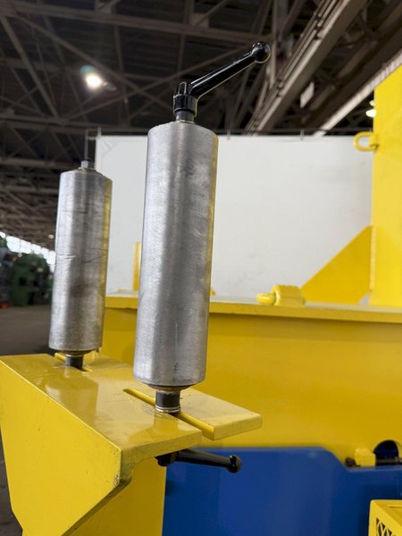 20,000 LB X 60" BRILEX COIL UP-ENDER. STOCK # 0237425.