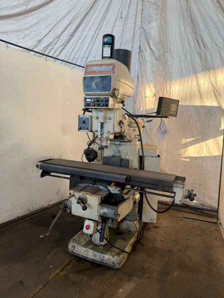 5 HP BRIDGEPORT SERIES II SPECIAL KNEE MILL. STOCK # 0671425