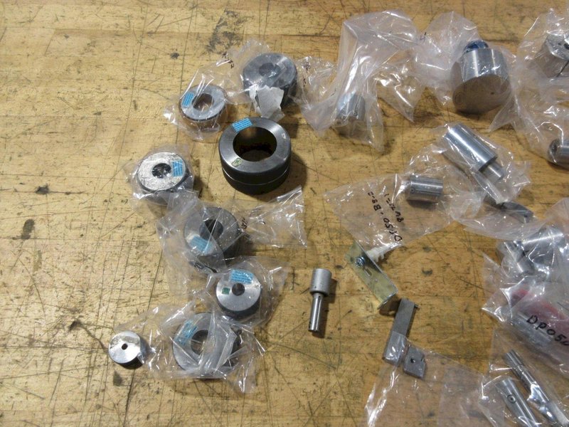 Federal Mahr Pneumatic Bore Guage Heads .250" - 2.000" with Master Setting Rings- Auction Item
