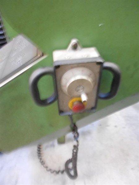 Maho MH 500C - X: 500 - Y: 400 - Z: 300mm CNC