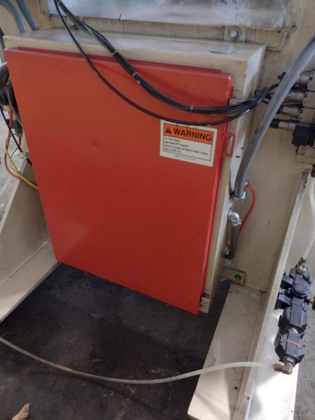 33 TON WATERBURY FARREL MODEL 33S HYDRAULIC GAP FRAME PRESS: STOCK 17145