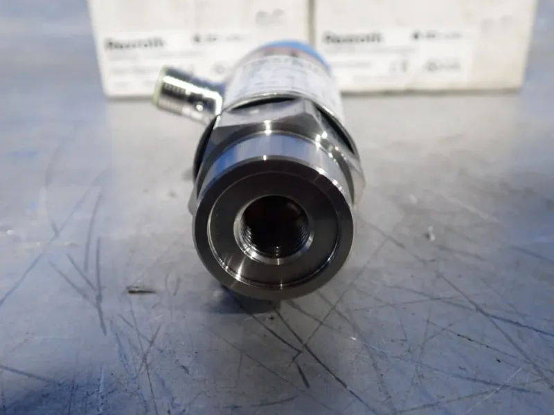REXROTH 3625 PSI ELECTRONIC PRESSURE SWITCHES  -  HEDE10A1-21/250K41G24/2/V