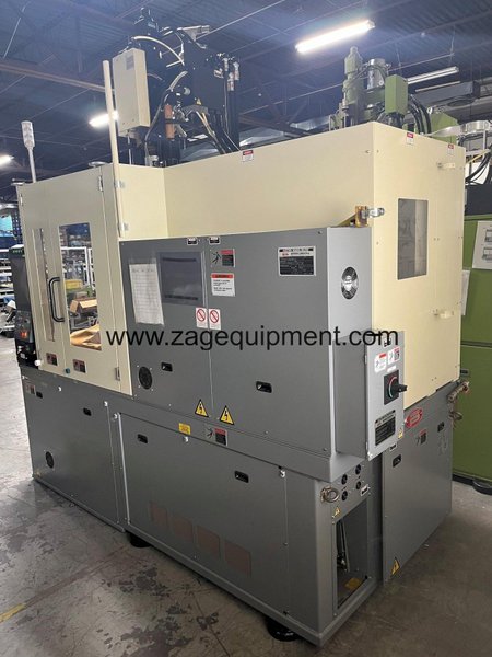 Nissei Used TNX50RIII5V Vertical Injection Molding Machine, Rotary Table, 53 US Ton, 1.66 oz.,  Yr. 2018