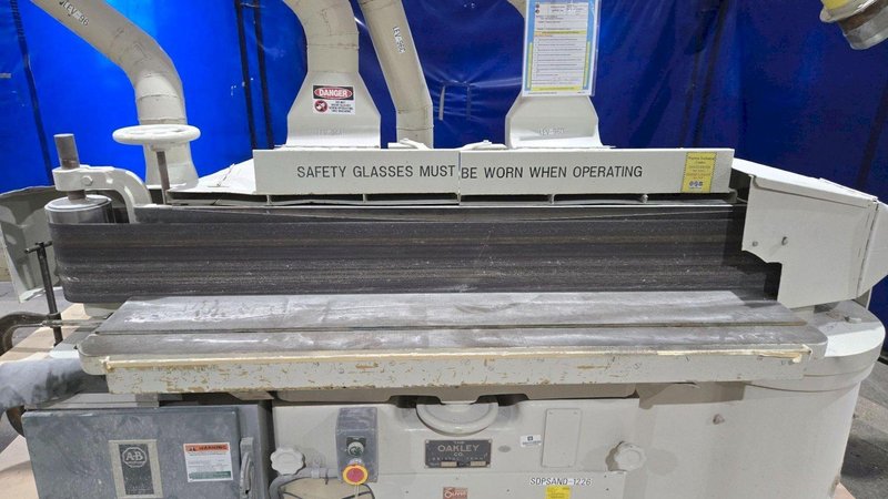 THE OAKLEY CO H-5 EDGE SANDER WITH DUST COLLECTION DUCTS USED