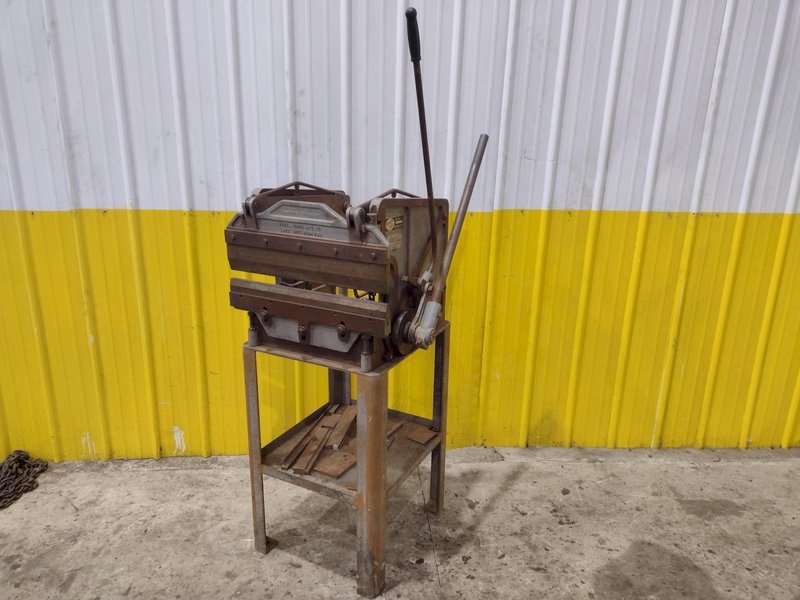 DIACRO MODEL #1 HAND OPERATED PRESS BRAKE: YOBRO #24962