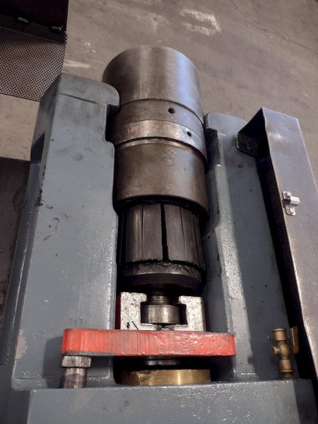 EAGLE MODEL HD-C TUBE END FORMER MACHINE: STOCK #16805