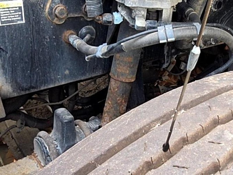 Kenworth T680 Sleeper Truck, 2015 – PACCAR MX-13, Automated Transmission, 76″ Sleeper