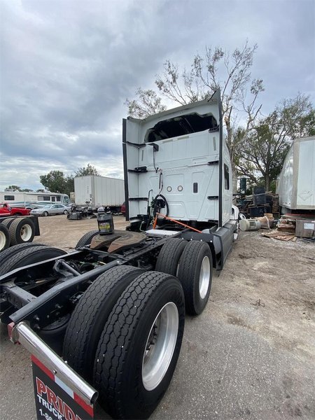 2018 International LT625 3HSDZAPR9JN532736